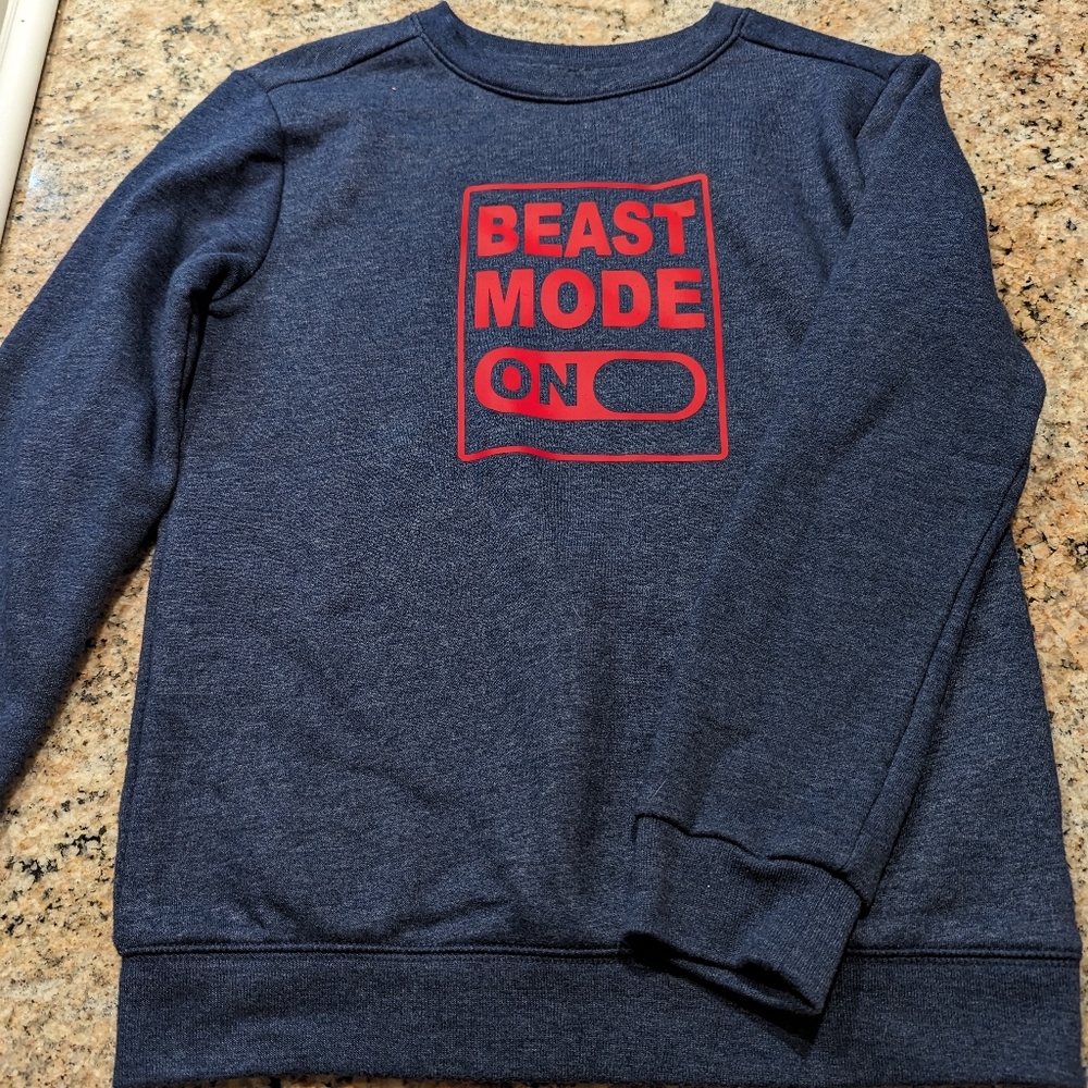 Sweatshirt brand new, blue and red